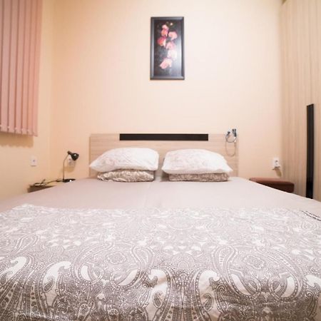 Belivanovi B&B House 大特尔诺沃 外观 照片